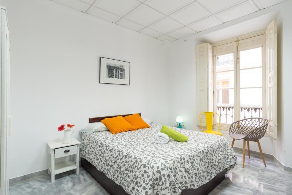 By Malagagrupos Larios Centro Historico Parking Gratis Appartement Buitenkant foto
