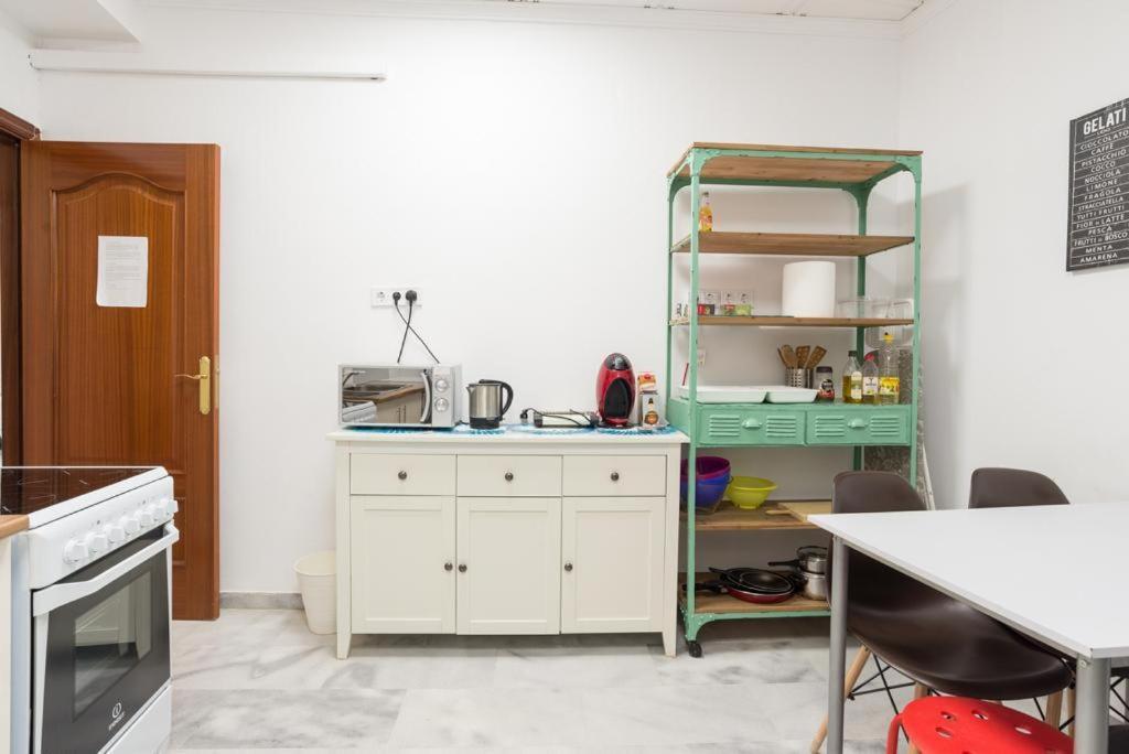 By Malagagrupos Larios Centro Historico Parking Gratis Appartement Buitenkant foto