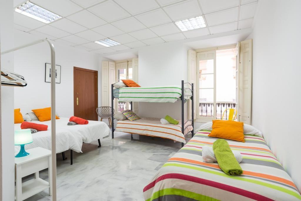 By Malagagrupos Larios Centro Historico Parking Gratis Appartement Buitenkant foto